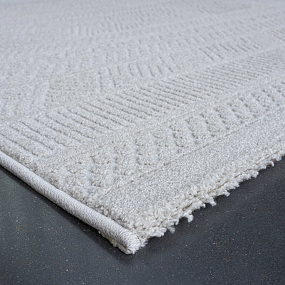 Luxurious Tribal Pattern Textured Trentino Rug