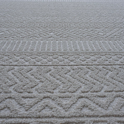 Luxurious Tribal Pattern Textured Trentino Rug