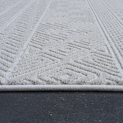 Luxurious Tribal Pattern Textured Trentino Rug