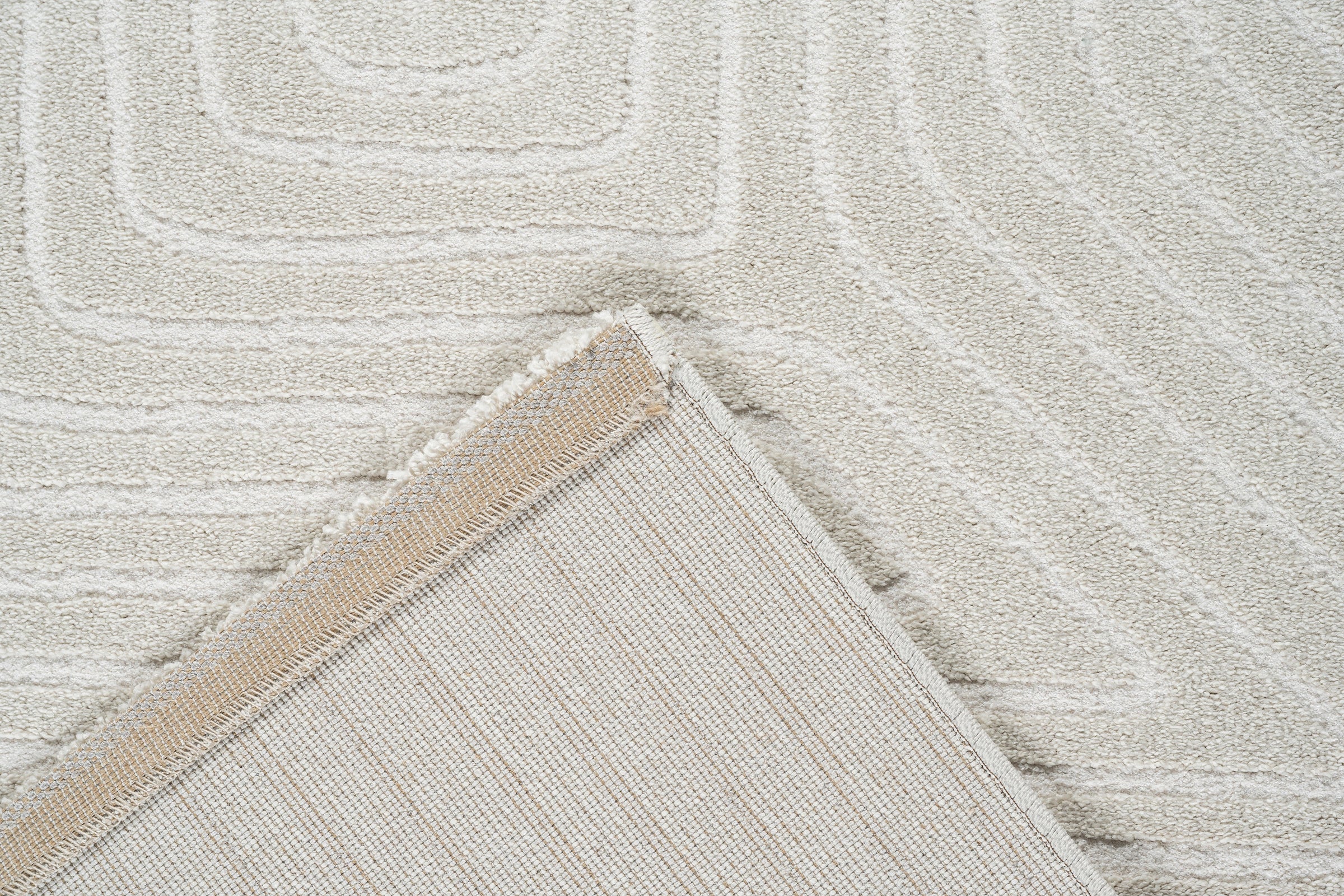 Modern Luxurious Textured Trentino Rug