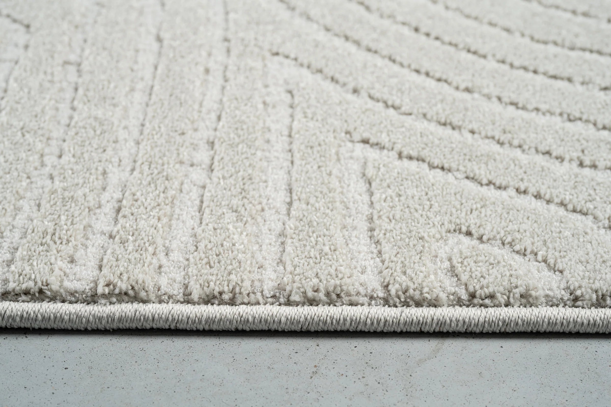 Modern Luxurious Textured Trentino Rug