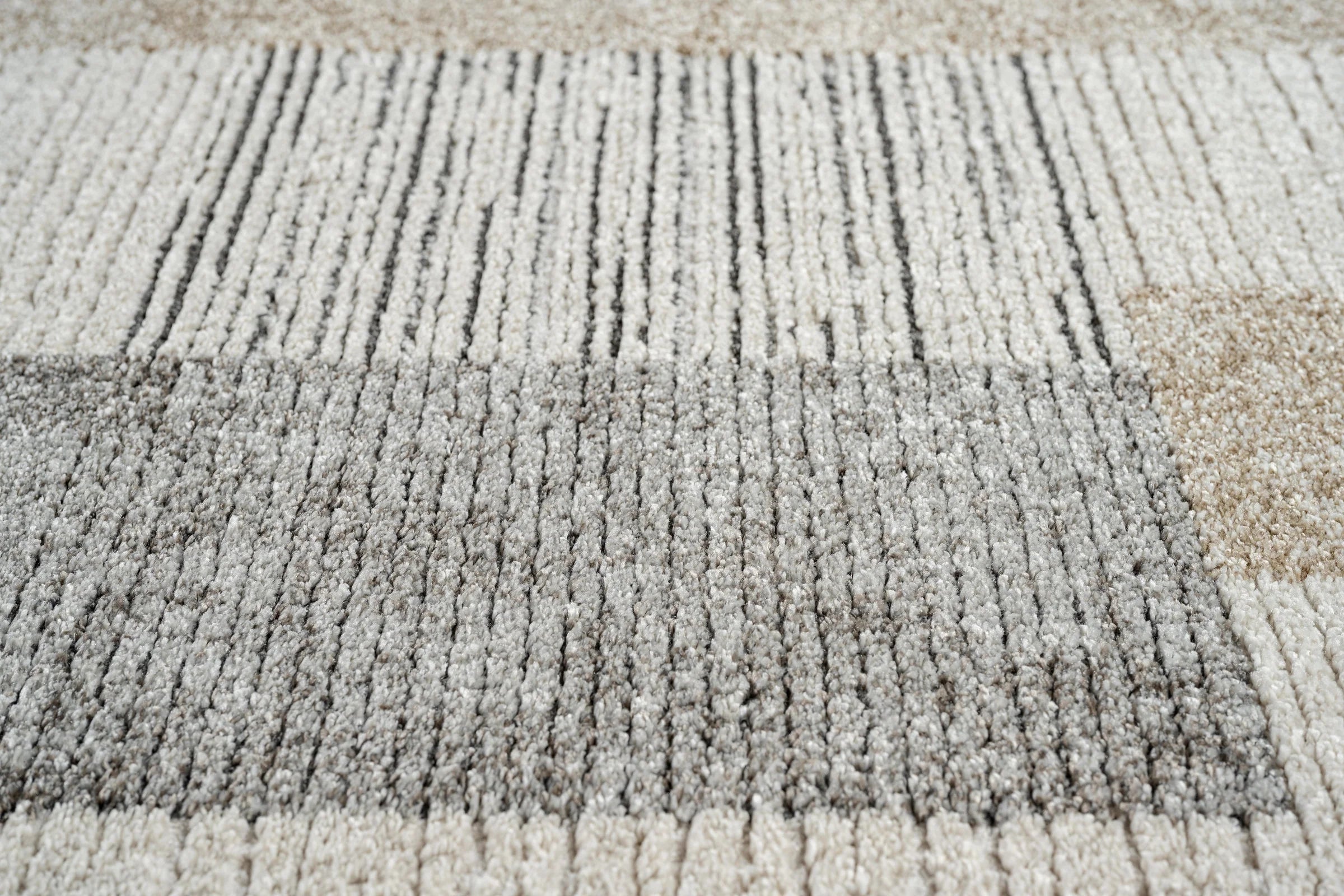 Abstract Geometric Pattern Valentino Rug