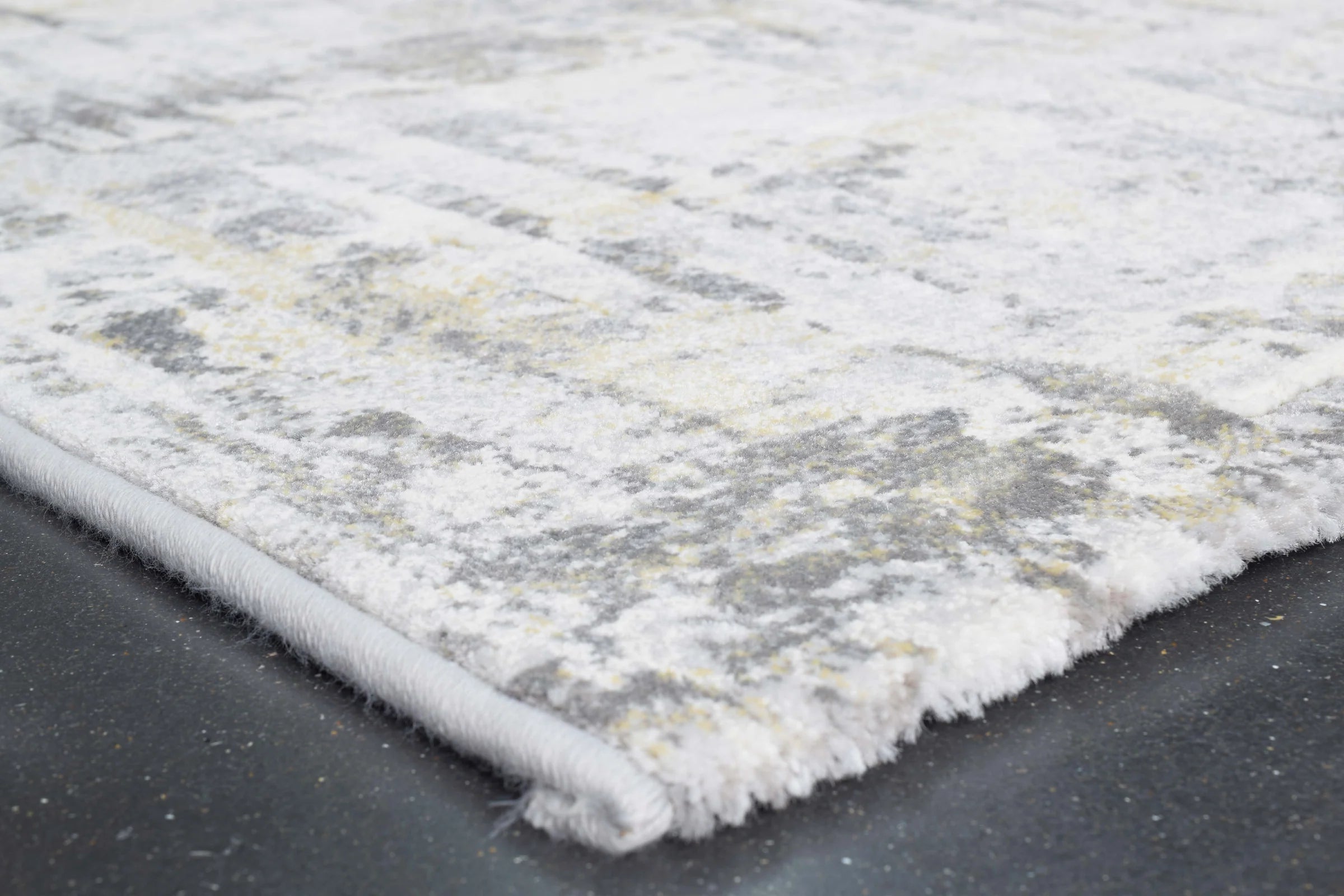 Abstract Design Argentum Rug