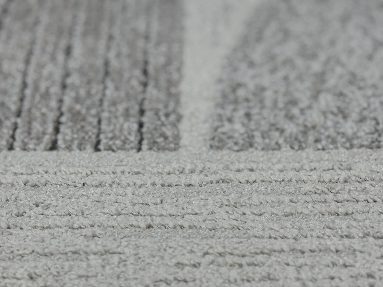 Abstract Geometric Pattern Valentino Oval Rug (46002-6171) Size: 160 x 230cm