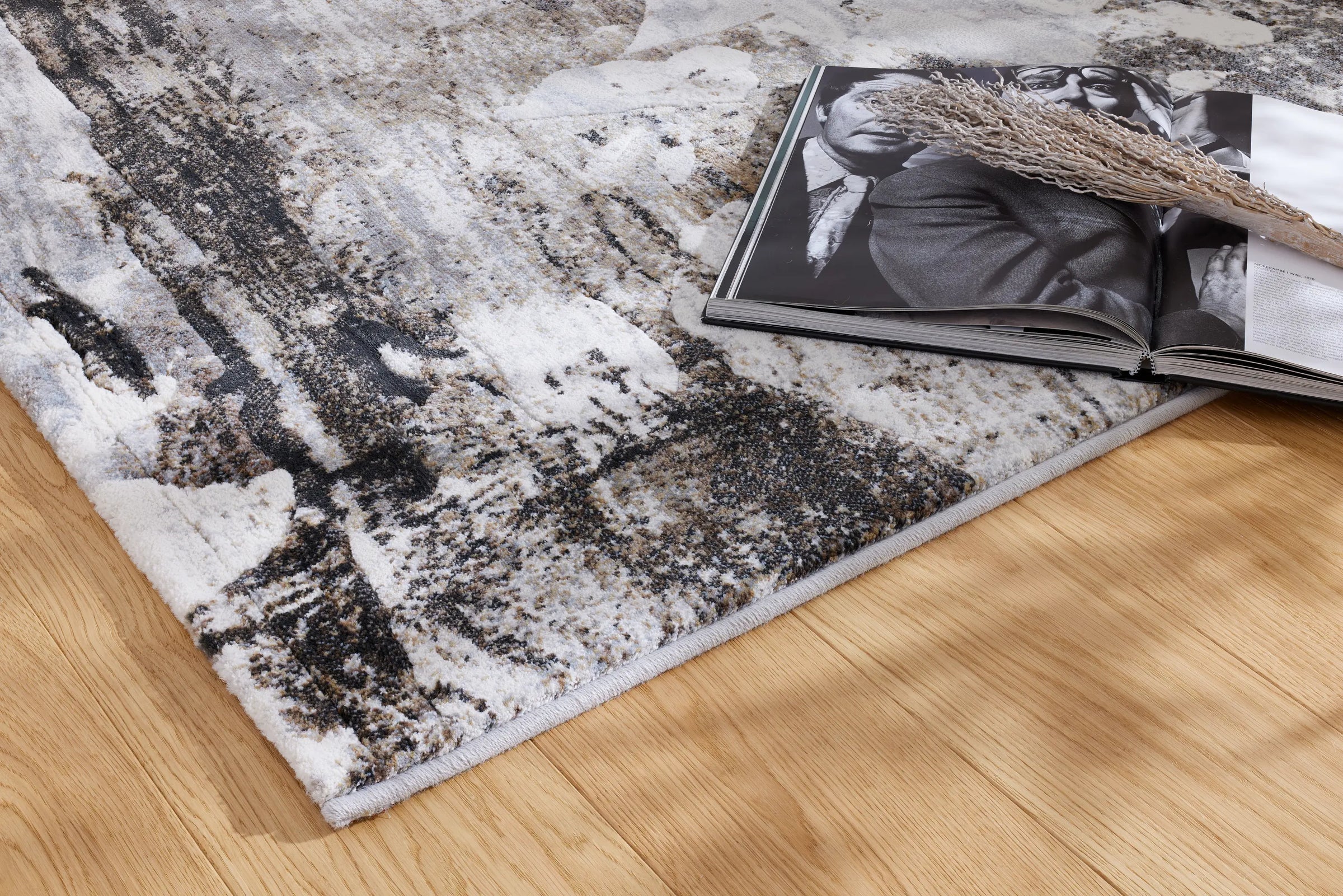 Funky Abstract Design Argentum Rug