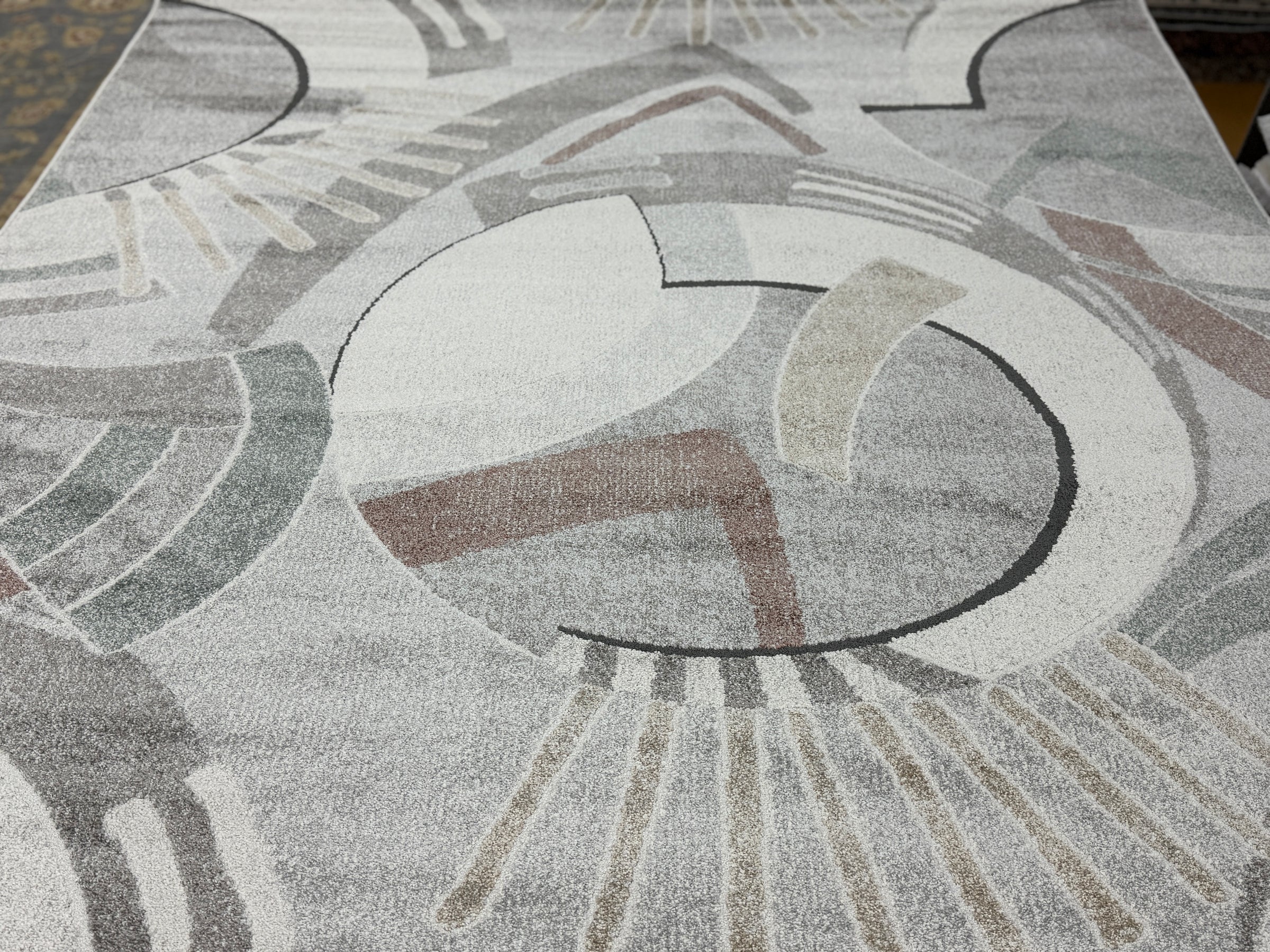 Multi Tone Abstract Geometric Pattern Valentino Rug
