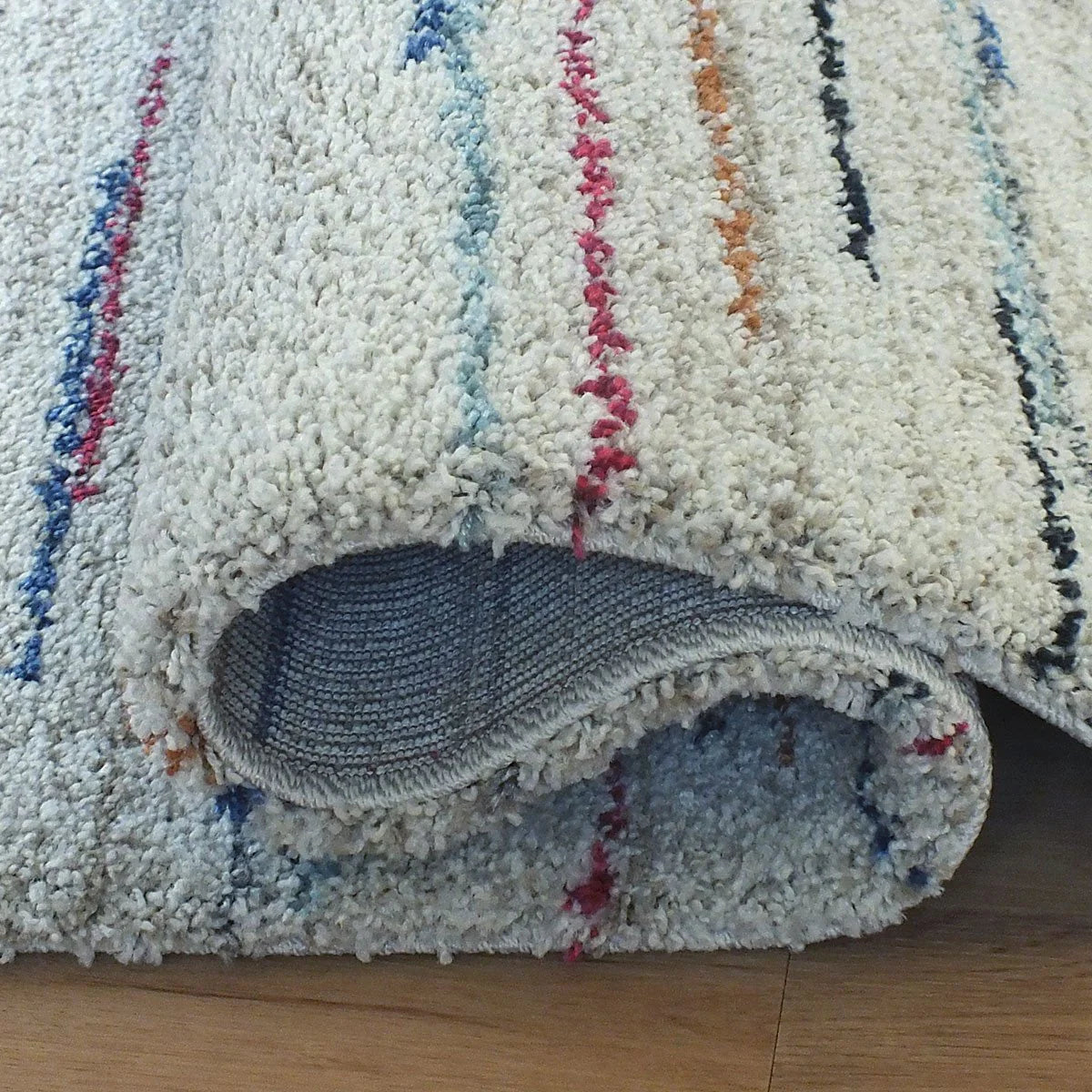 Thick Modern Multi Colour Shaggy Rug Size: 133x195cm