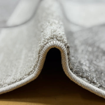 Abstract Geometric Pattern Valentino Oval Rug (46002-6171) Size: 160 x 230cm