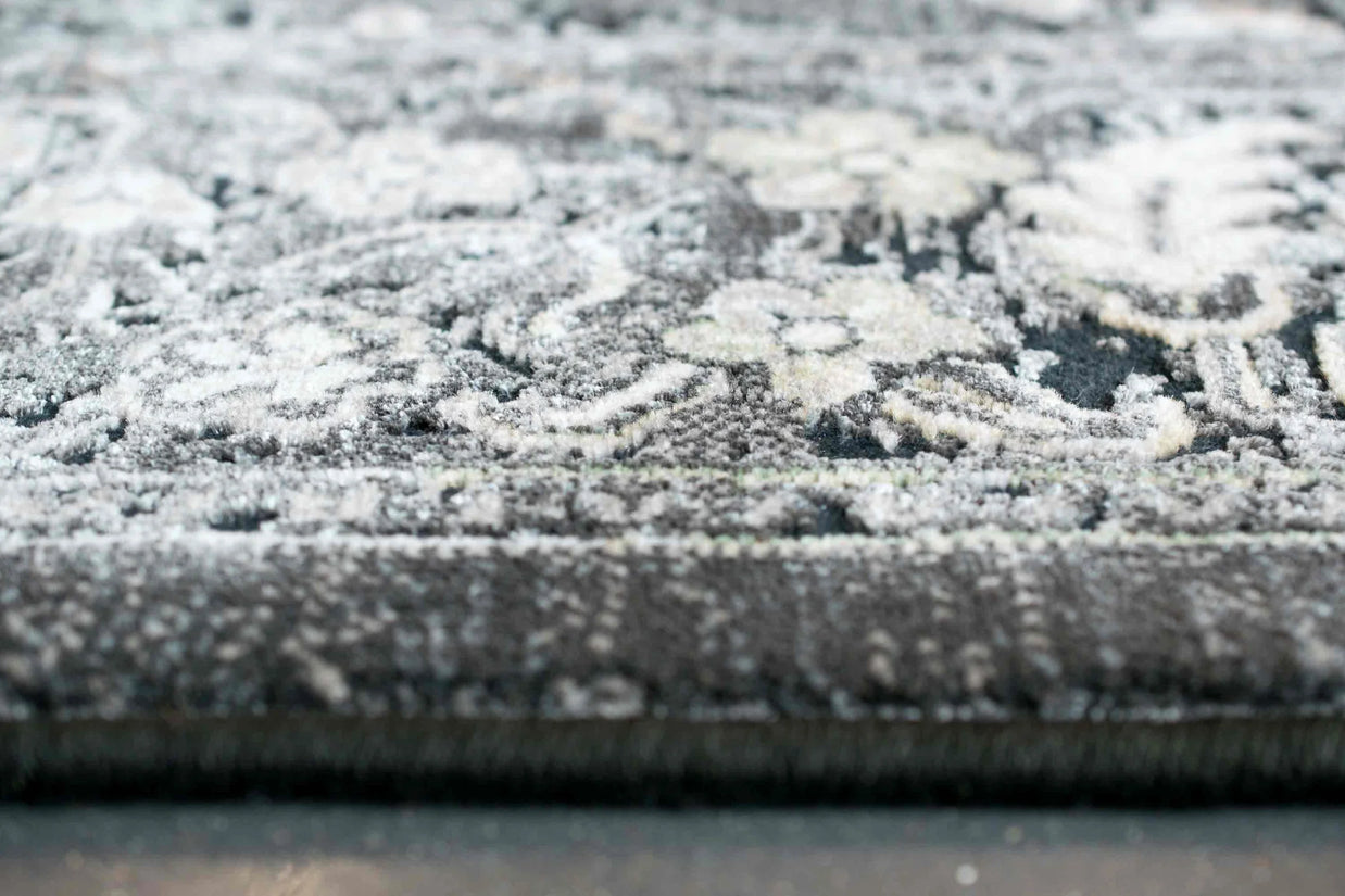 Luxuriously Vintage Design Canyon Rug