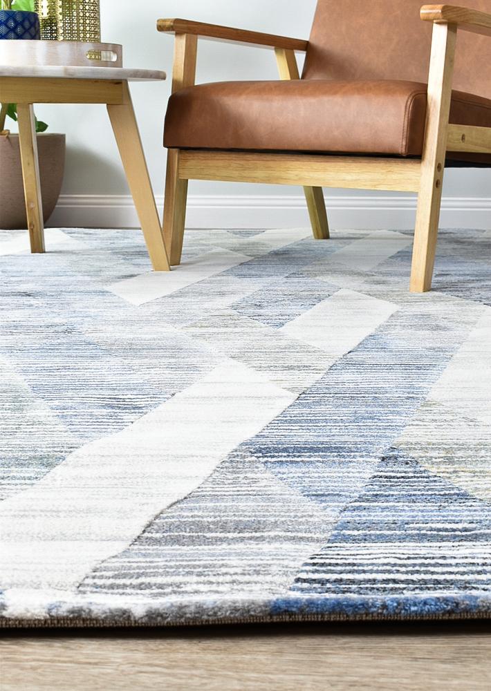 Geometric Design Argentum Rug Size: 240 x 330cm
