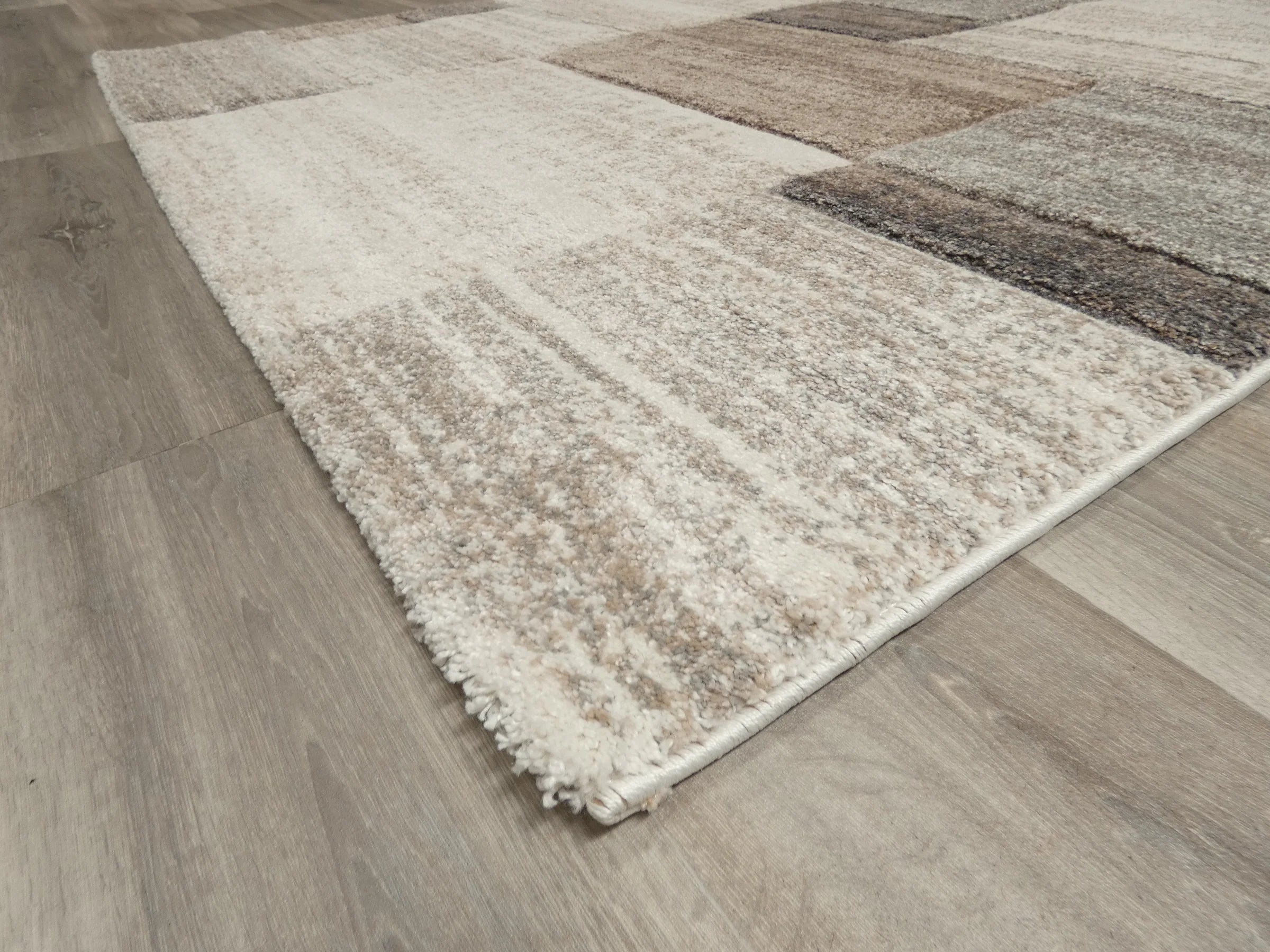 Geometric Design Neutral Colour Rug