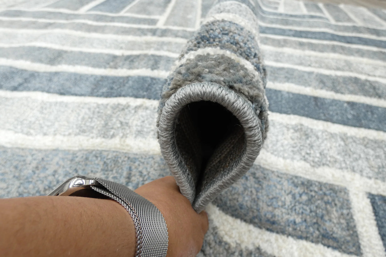 Kimya Collection Modern Geometric Rug in Blue and Gray – Structured Contemporary Design