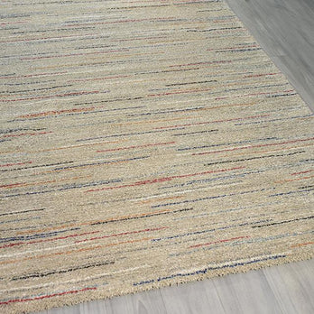 Thick Modern Beige Colour Shaggy Rug Size: 133 x 195cm