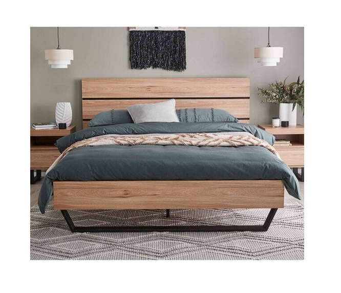 Bright Queen Bed