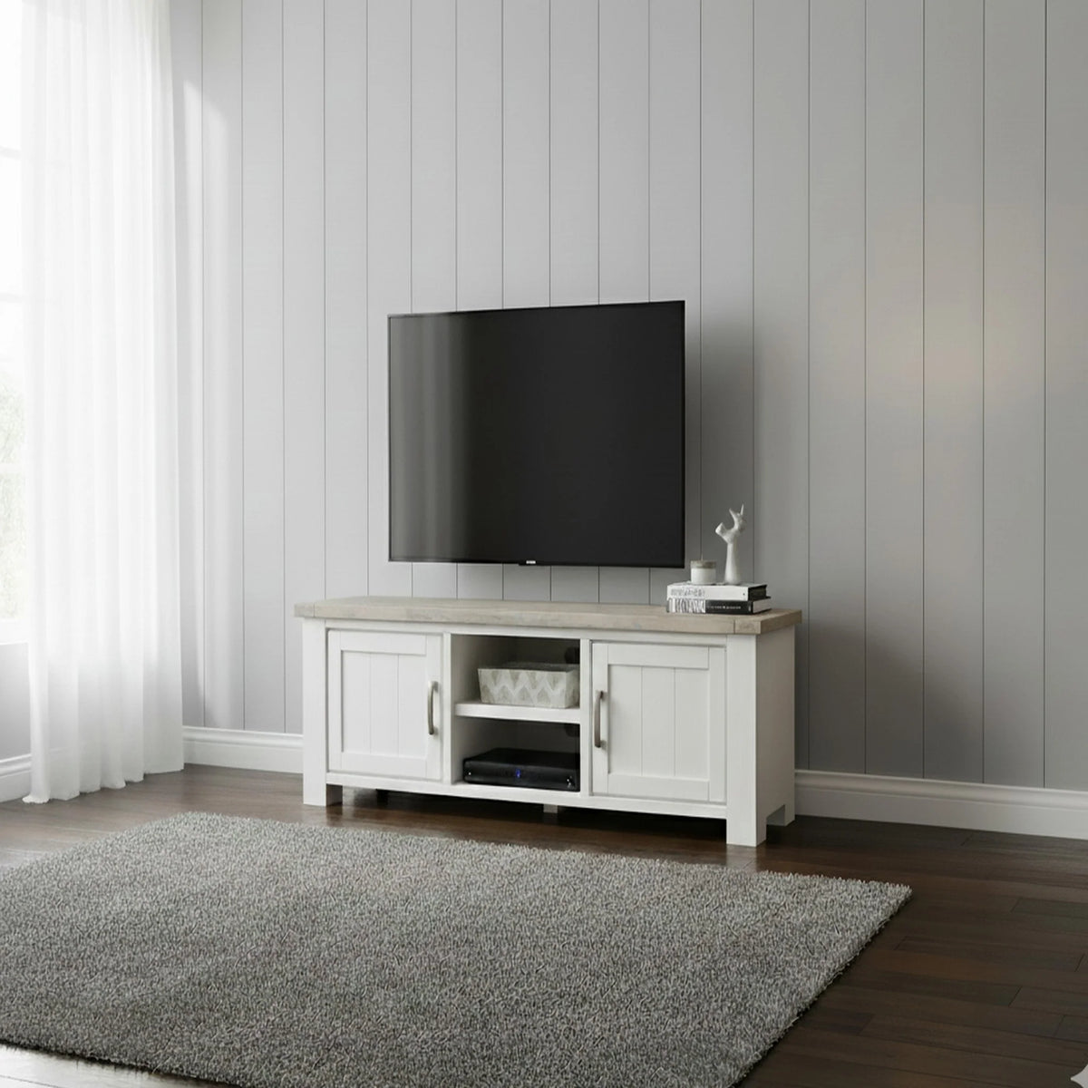 Acacia Entertainment Unit